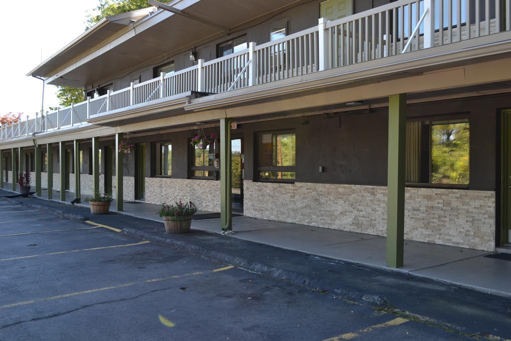 Mount Holyoke Inn Buitenkant foto